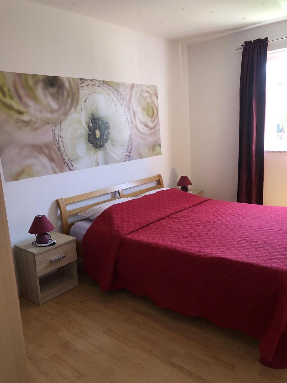 Apartman Sara 罗维尼 外观 照片