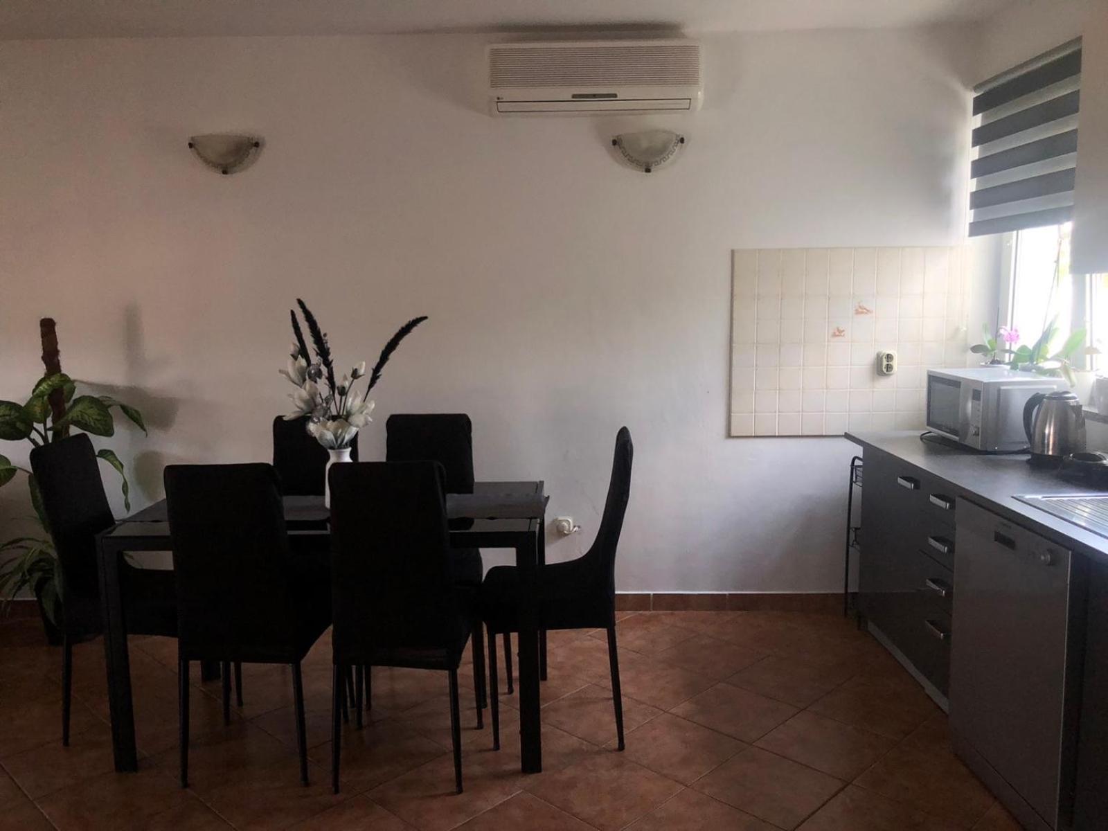 Apartman Sara 罗维尼 外观 照片